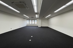 東山の山並みが見渡せます